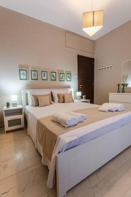 Cozy Seaside Penthouse With Sea & Mountain View. Leilighet Volos Eksteriør bilde