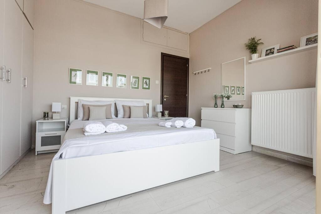 Cozy Seaside Penthouse With Sea & Mountain View. Leilighet Volos Eksteriør bilde